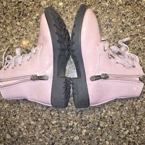 Tahari Pink Kids Boots